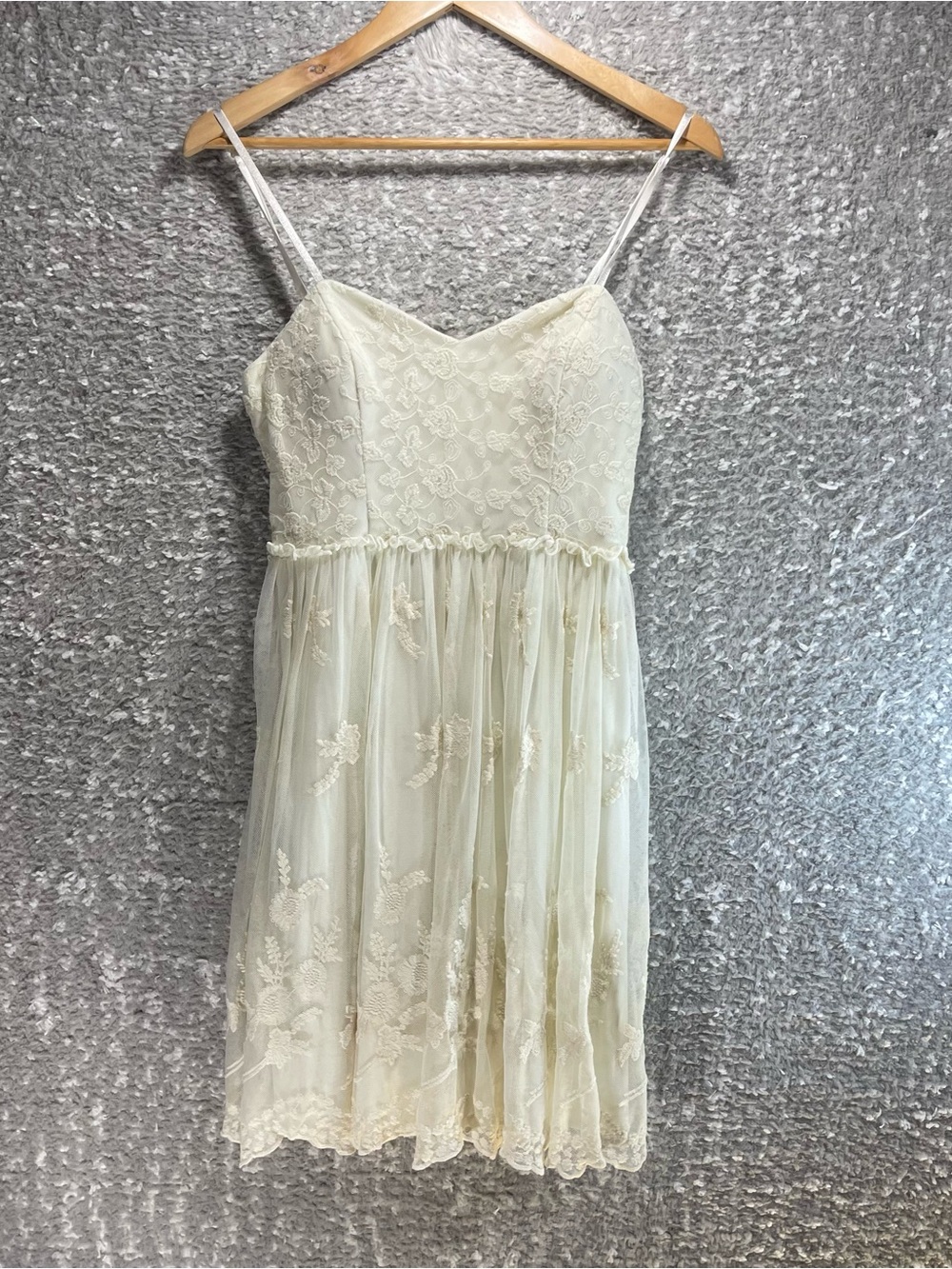 City Triangles Dress Sz 9 Lace Floral Embroidered V Neck Cami Cocktail Party Y2K